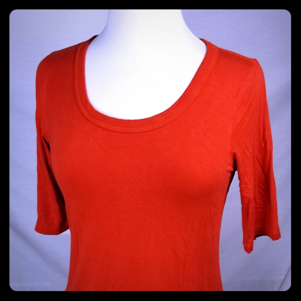 Cable and Guage scoop neck top
